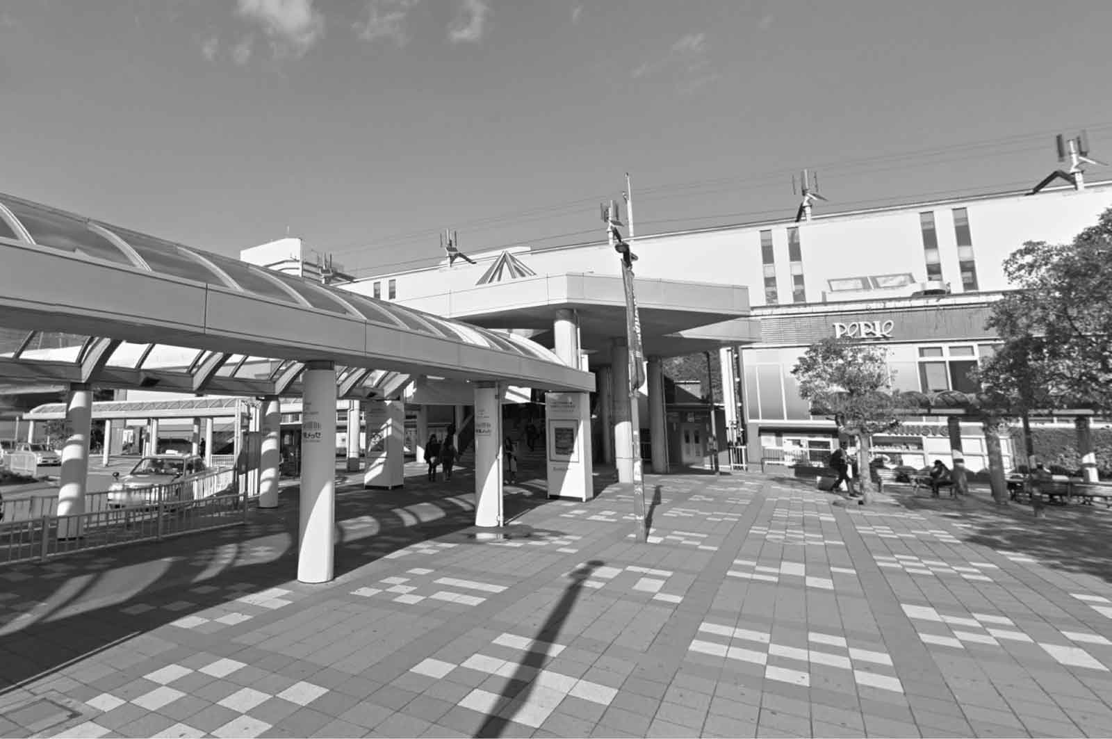 海浜幕張駅